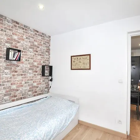 بيت للعطل 2 Bedroom Awesome In
